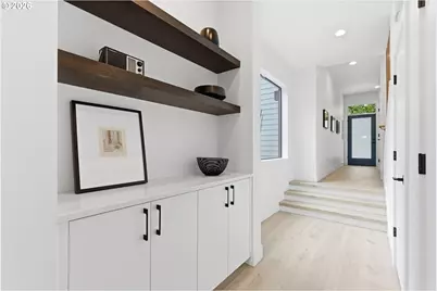 9261 SW 1st Ave, Portland, OR 97219 - Photo 7