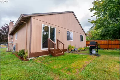 325 NW Denton Ave, Dallas, OR 97338 - Photo 23