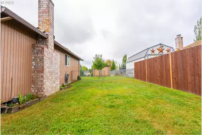 325 NW Denton Ave, Dallas, OR 97338 - Photo 5
