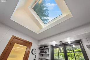 5655 SW Idaho St, Portland, OR 97221 - Photo 23