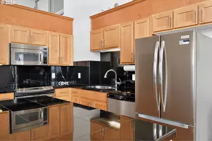 3930 Abbey Ln, Astoria, OR 97103 - Photo 11