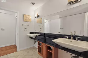 3930 Abbey Ln, Astoria, OR 97103 - Photo 23