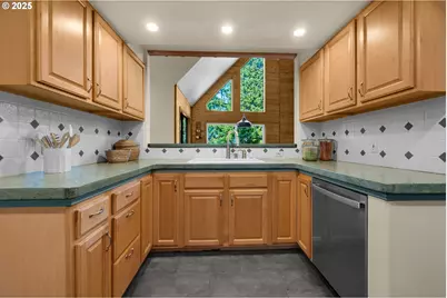 36494 Battle Creek Ln, Astoria, OR 97103 - Photo 17