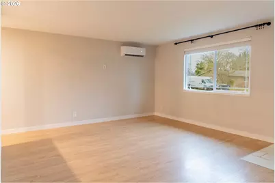 660 SW Coral St, Junction City, OR 97448 - Photo 5