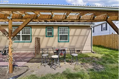694 32nd St, Springfield, OR 97478 - Photo 39