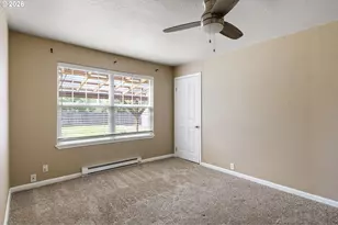 694 32nd St, Springfield, OR 97478 - Photo 23
