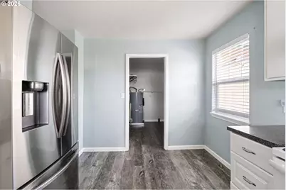 694 32nd St, Springfield, OR 97478 - Photo 27