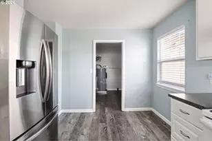 694 32nd St, Springfield, OR 97478 - Photo 27