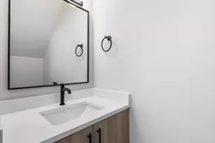 7564 SW 31st Ave, Portland, OR 97219 - Photo 7