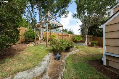 1125 SW Galley Ave, Lincoln City, OR 97367 - Photo 23