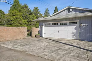 12202 SE Guilford Dr, Milwaukie, OR 97222 - Photo 3