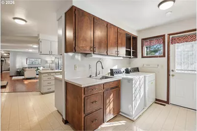 12202 SE Guilford Dr, Milwaukie, OR 97222 - Photo 37