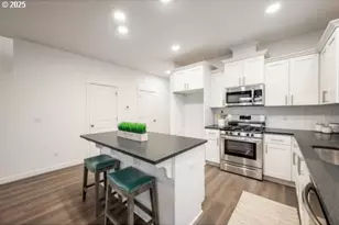 1477 N Millican Creek St, Lafayette, OR 97127 - Photo 7