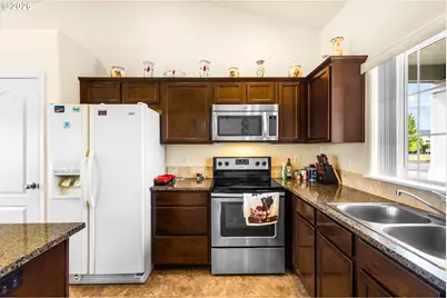 3090 Reed Ave, Woodburn, OR 97071 - Photo 13