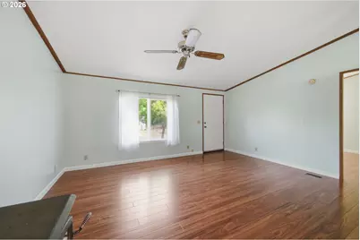 4966 Parsons Ave, Eugene, OR 97402 - Photo 3