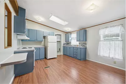 4966 Parsons Ave, Eugene, OR 97402 - Photo 7