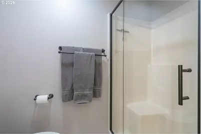 242 NW Walnut Ave, Dundee, OR 97115 - Photo 19