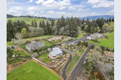 242 NW Walnut Ave, Dundee, OR 97115 - Photo 47