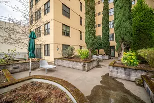 411 NW Flanders St, Portland, OR 97209 - Photo 27