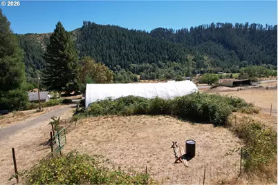 100 Opossum Ln, Myrtle Creek, OR 97457 - Photo 15