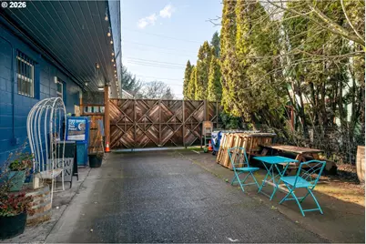 941 W 3rd Ave, Eugene, OR 97402 - Photo 7