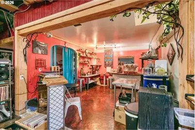 941 W 3rd Ave, Eugene, OR 97402 - Photo 15