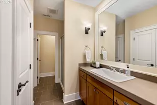 662 SW Trillium Creek Ter, Portland, OR 97225 - Photo 29