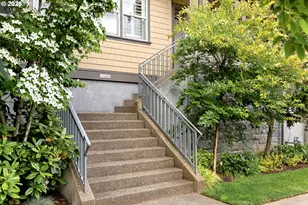 662 SW Trillium Creek Ter, Portland, OR 97225 - Photo 3