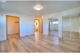 405 Arnold Ln, Brookings, OR 97415 - Photo 15