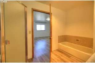 405 Arnold Ln, Brookings, OR 97415 - Photo 17