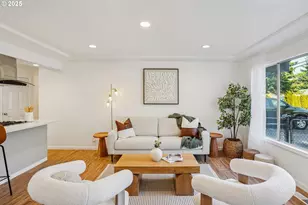 2641 SE 168th Ave, Portland, OR 97236 - Photo 3