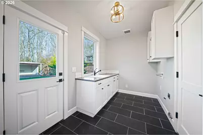 2015 NW 44th Ave, Camas, WA 98607 - Photo 35