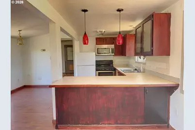 146 1st St, Myrtle Point, OR 97458 - Photo 31