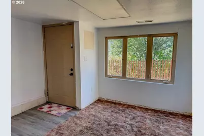 146 1st St, Myrtle Point, OR 97458 - Photo 37