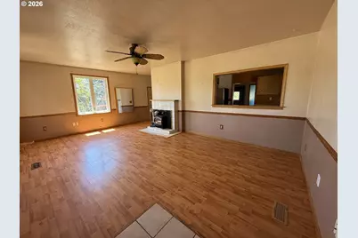 146 1st St, Myrtle Point, OR 97458 - Photo 13