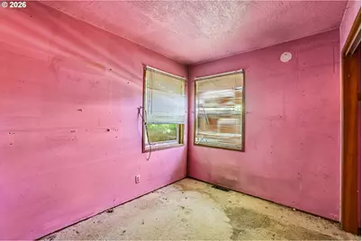 1637 NE 75th Ave, Portland, OR 97213 - Photo 17