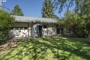 302 Arcadia Dr, Roseburg, OR 97471 - Photo 37