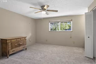 302 Arcadia Dr, Roseburg, OR 97471 - Photo 15