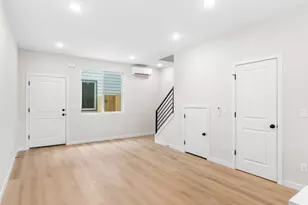 8628 SW 21st Ave, Portland, OR 97213 - Photo 3