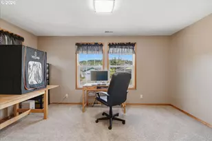744 E Heritage Loop, La Center, WA 98629 - Photo 31