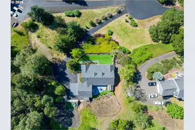 1220 NE Cambrian Ct, Roseburg, OR 97470 - Photo 37