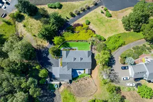 1220 NE Cambrian Ct, Roseburg, OR 97470 - Photo 37