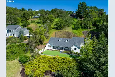 1220 NE Cambrian Ct, Roseburg, OR 97470 - Photo 39