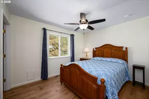 1220 NE Cambrian Ct, Roseburg, OR 97470 - Photo 25