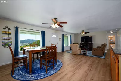 1220 NE Cambrian Ct, Roseburg, OR 97470 - Photo 15