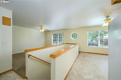 1411 NE Logan St, McMinnville, OR 97128 - Photo 5