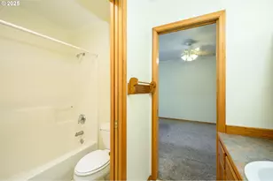 1411 NE Logan St, McMinnville, OR 97128 - Photo 19