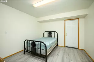 1411 NE Logan St, McMinnville, OR 97128 - Photo 35