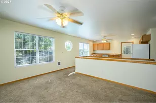 1411 NE Logan St, McMinnville, OR 97128 - Photo 11