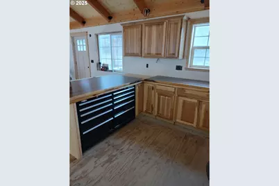 34376 State Highway 38, Scottsburg, OR 97473 - Photo 17